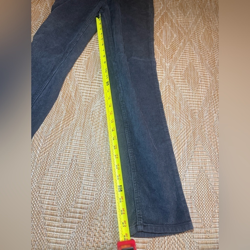 Urban Outfitters BDG Black Corduroy High Rise Mom Jeans/Pants,Straight Leg,26 - Picture 5 of 9